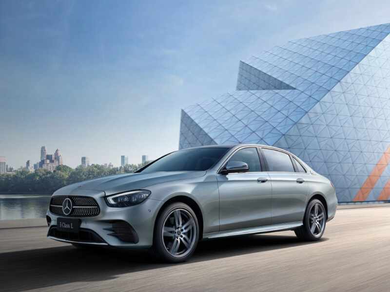 奔馳e300l首付多少錢，奔馳e300l新車報價2022款價格